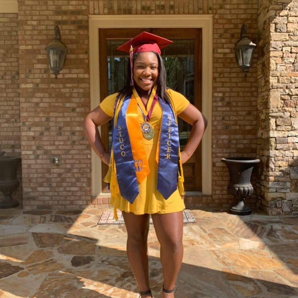 Meet your Posher, Chika